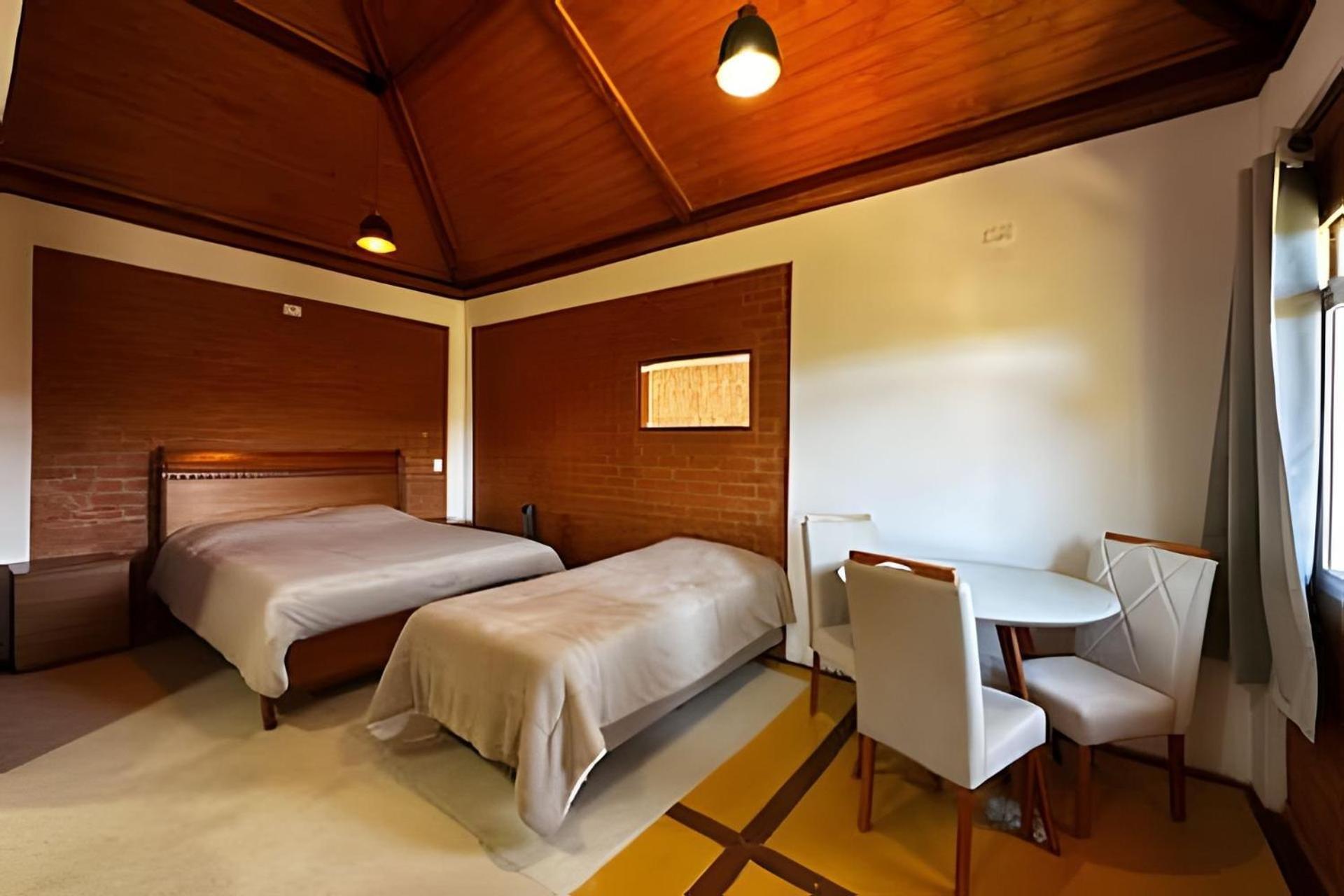 Suites Saint Louis - Conforto Do Lado Do Centro Turistico Campos do Jordão Eksteriør billede
