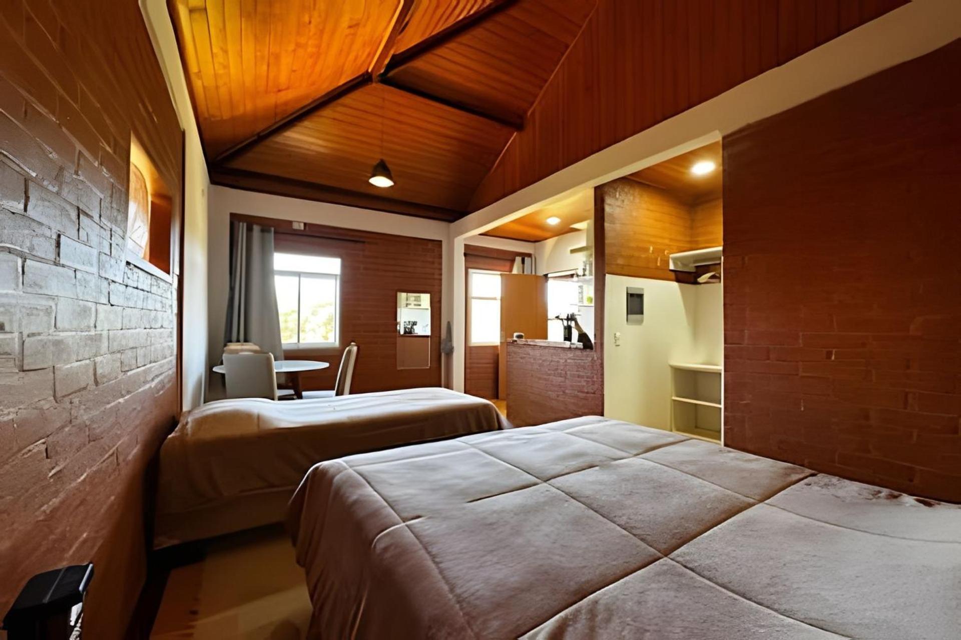 Suites Saint Louis - Conforto Do Lado Do Centro Turistico Campos do Jordão Eksteriør billede