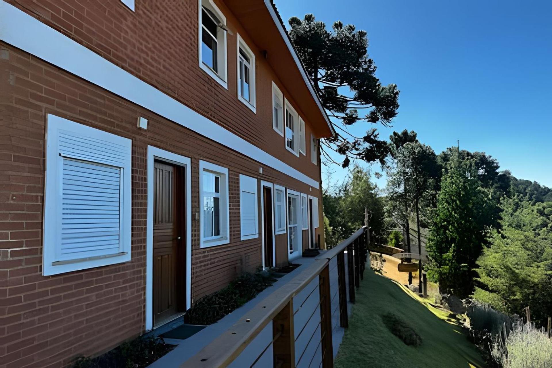 Suites Saint Louis - Conforto Do Lado Do Centro Turistico Campos do Jordão Eksteriør billede
